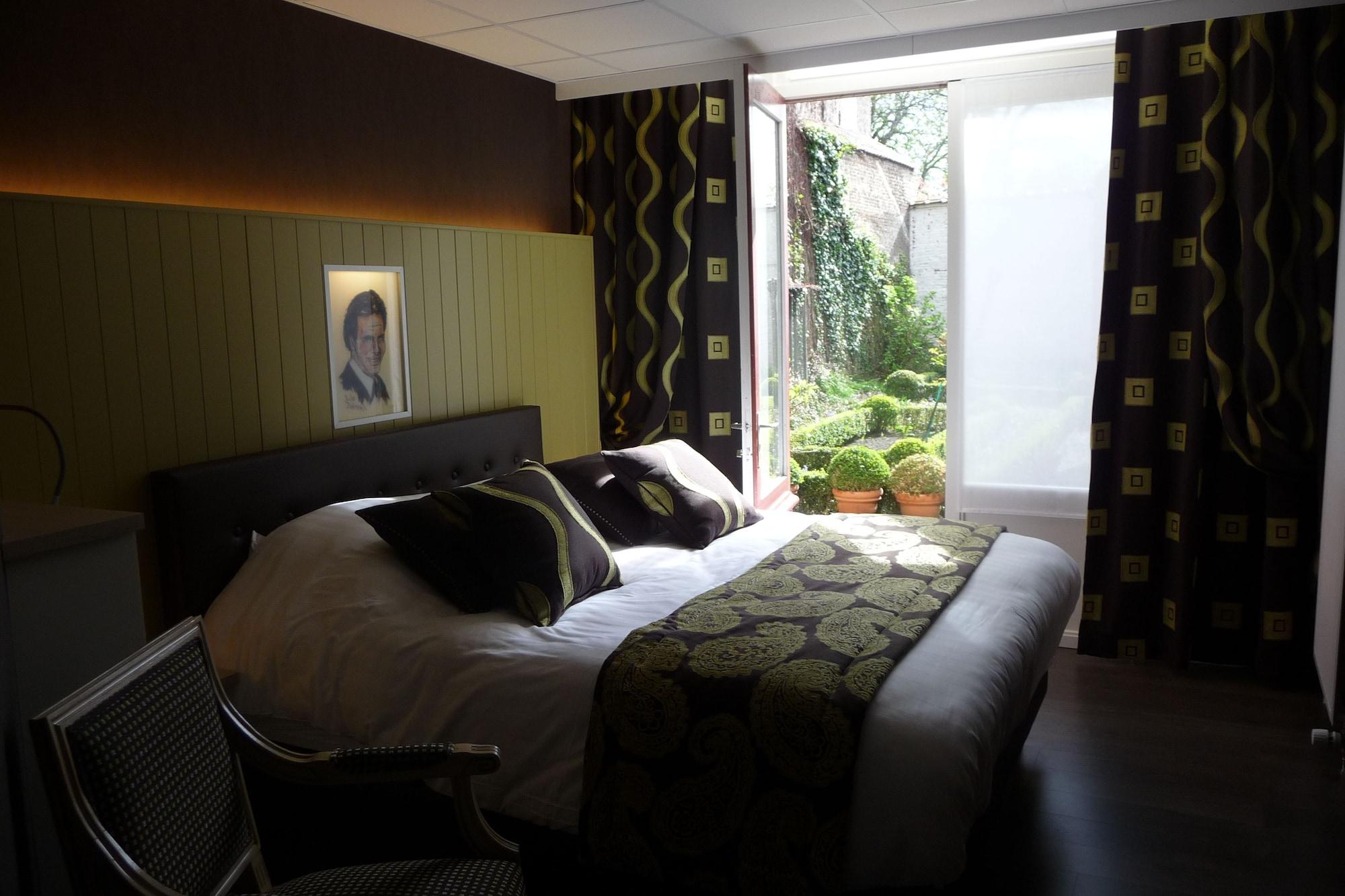 Hotel Het Gheestelic Hof By Cw Collection 3*